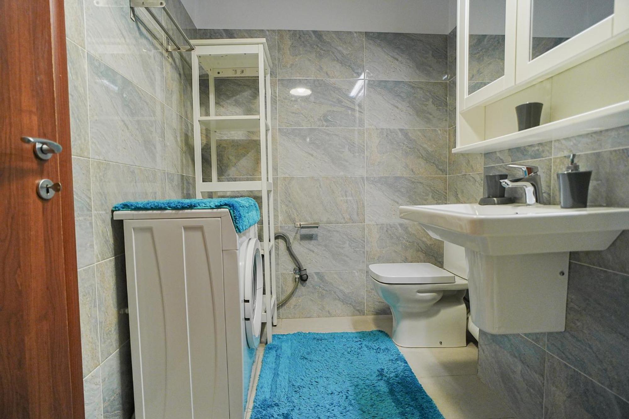 Hideaway Near Parliament Building Apartment Bukares Bagian luar foto
