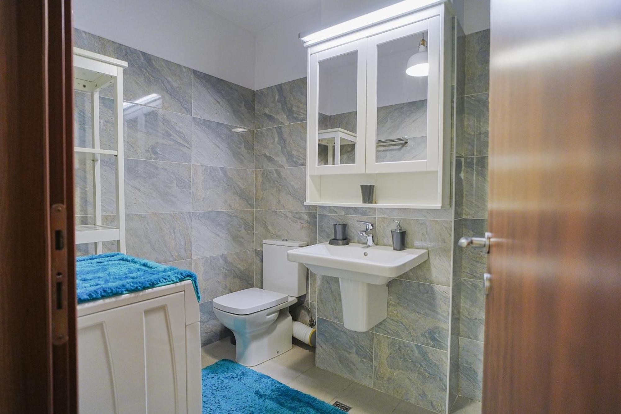Hideaway Near Parliament Building Apartment Bukares Bagian luar foto
