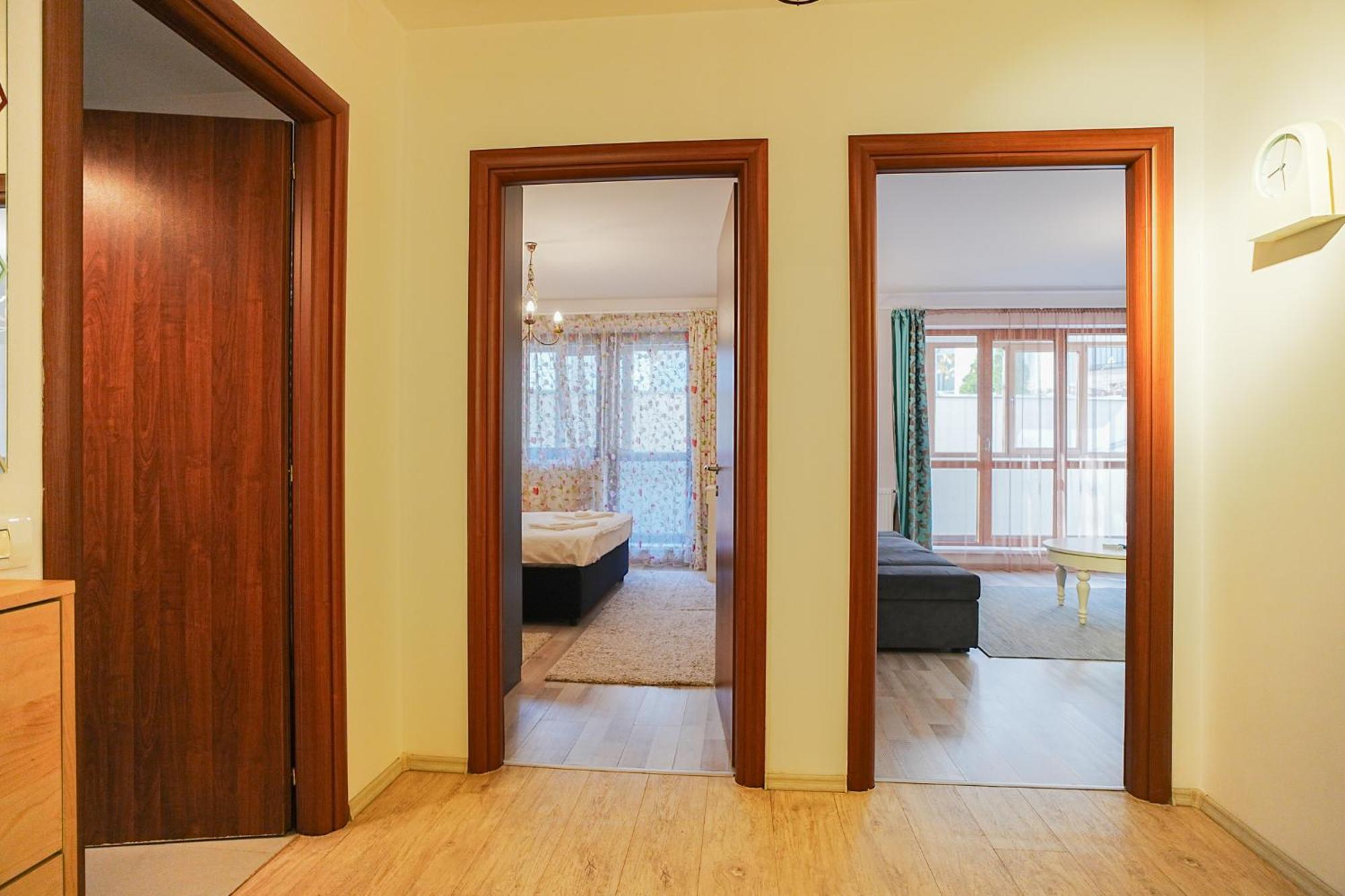 Hideaway Near Parliament Building Apartment Bukares Bagian luar foto