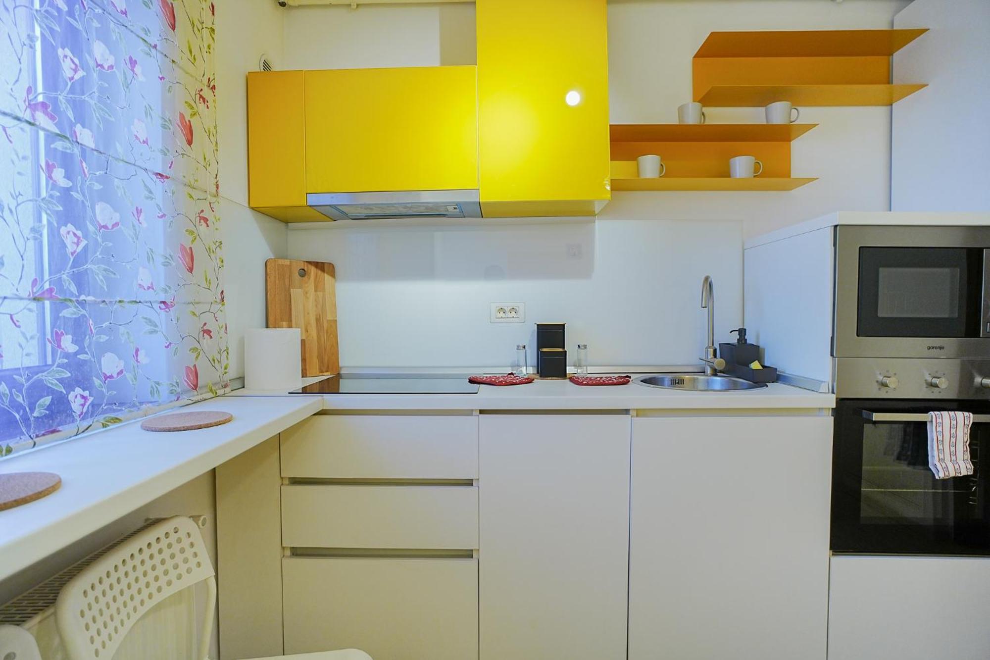 Hideaway Near Parliament Building Apartment Bukares Bagian luar foto