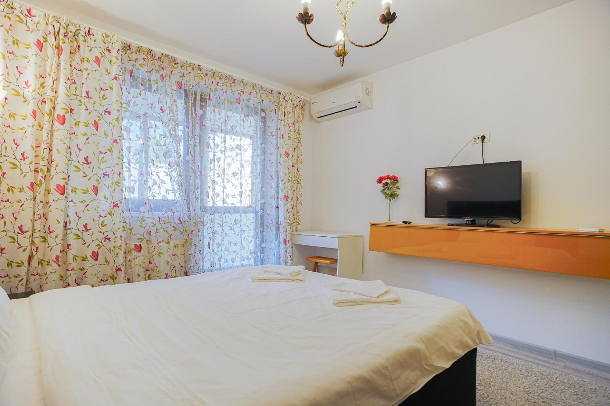 Hideaway Near Parliament Building Apartment Bukares Bagian luar foto