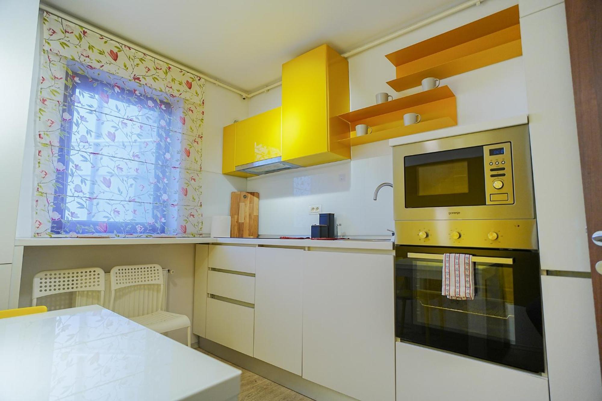 Hideaway Near Parliament Building Apartment Bukares Bagian luar foto